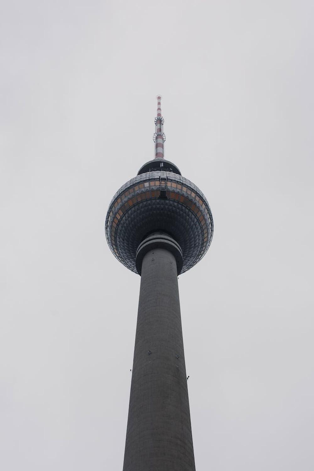 low_angle_shot_of_fernsehturm_berlin