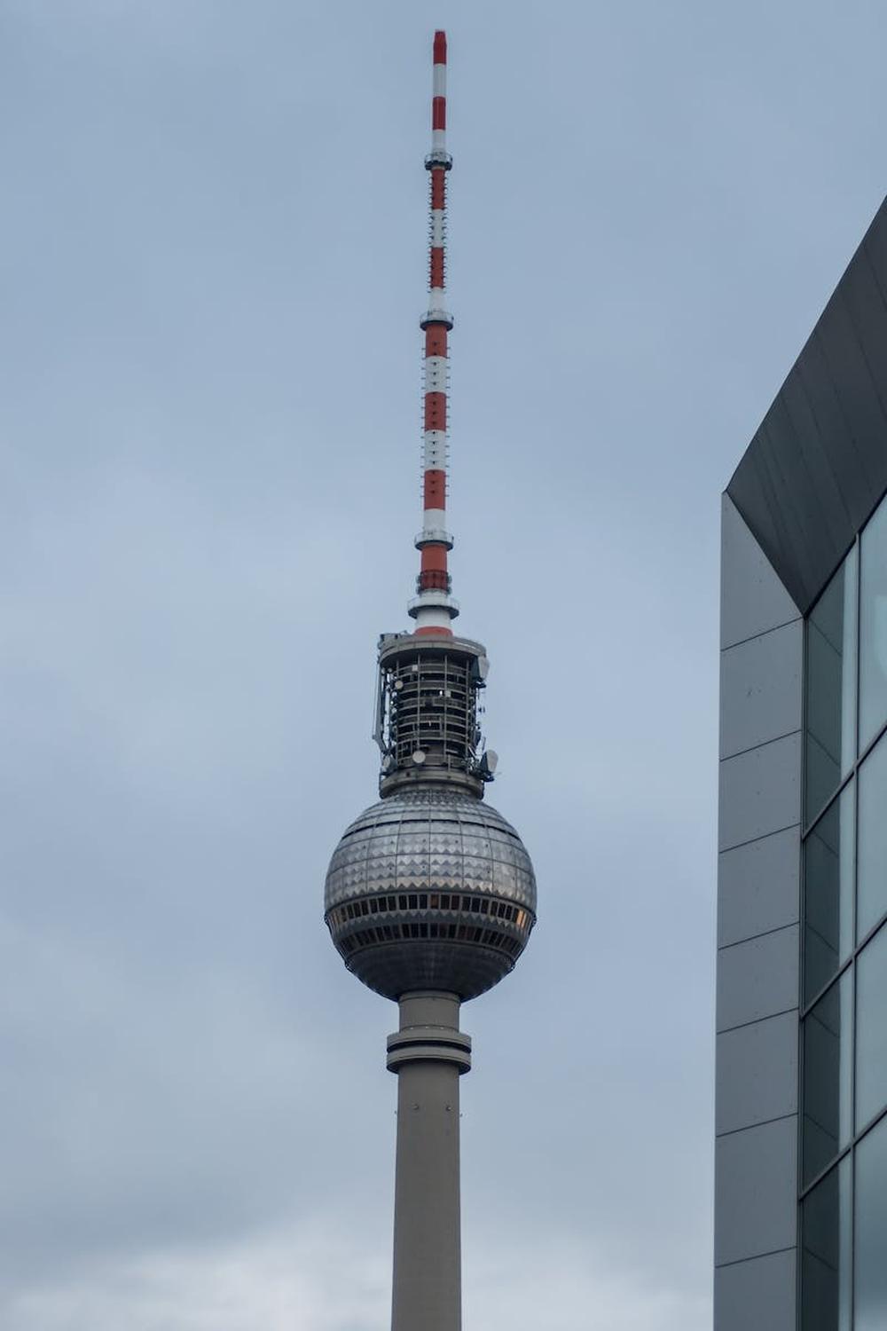 tv_tower_with_an_observation_deck